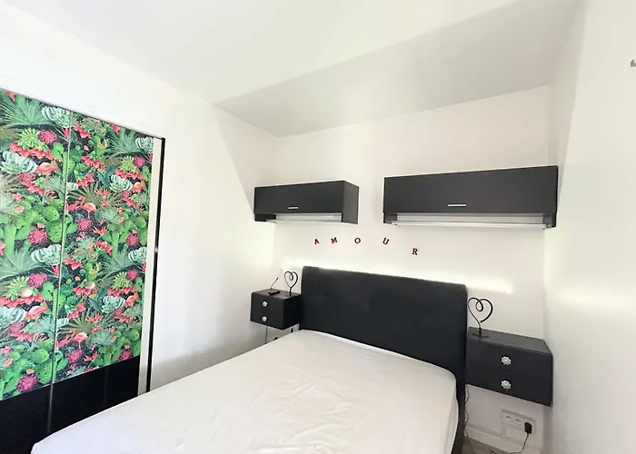 Eureka 58 - 4 People - Pool And Garden - Near Naturist Village And Beaches Appartamento