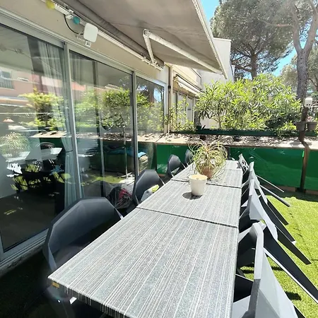 Eureka 58 - 4personnes -piscine Jardin - 100m Village Naturiste Et Plages Agde